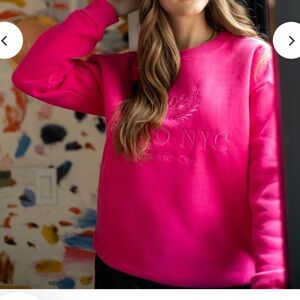 Magenta graphic crewneck